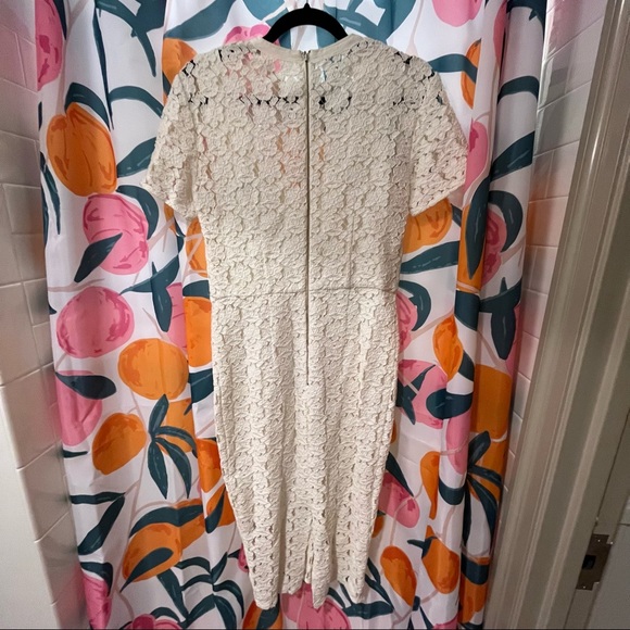LOVER THE LABEL Aus White Lace MIDI Dresa - Picture 2 of 9